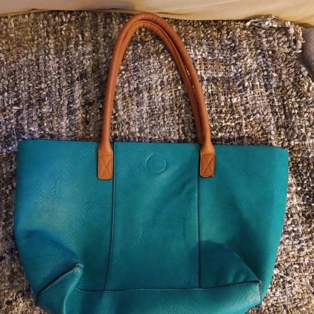 Purse - Picture 2 of 4